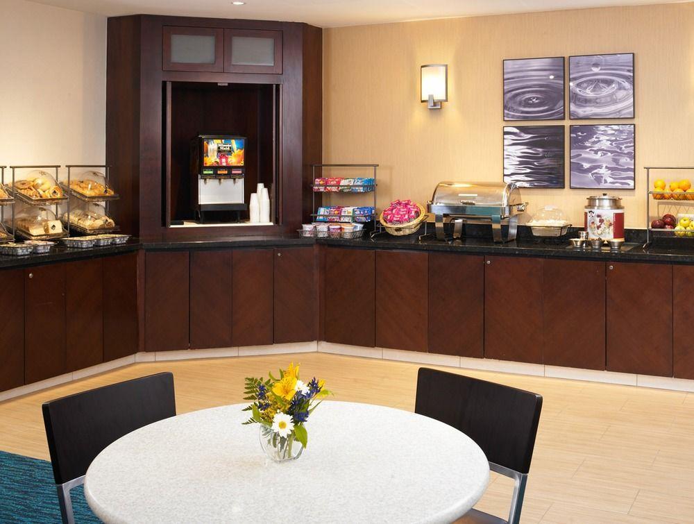 Springhill Suites Chicago Lincolnshire Exterior photo
